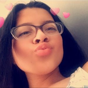 Meet your Posher, Emely